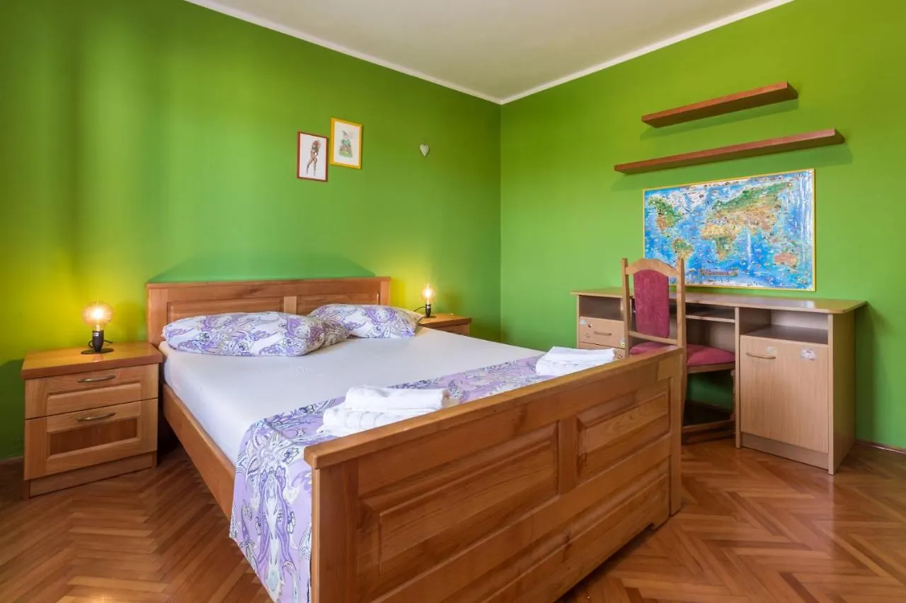 Lovely House Lindi In Porec