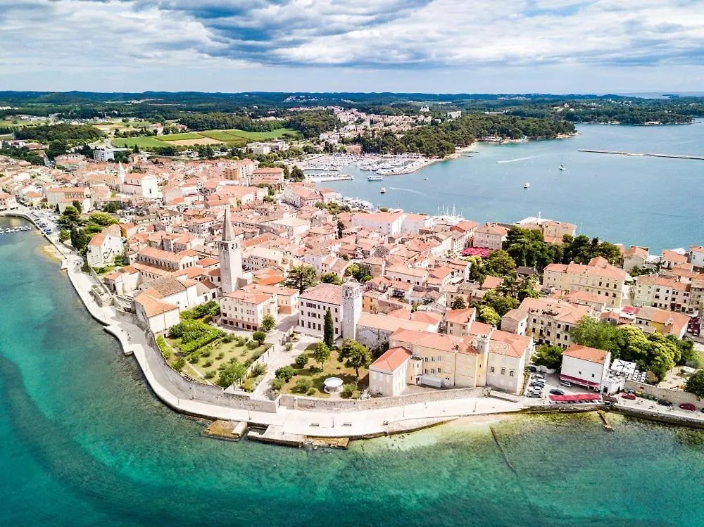 Apartment Lovely House Lindi In Porec